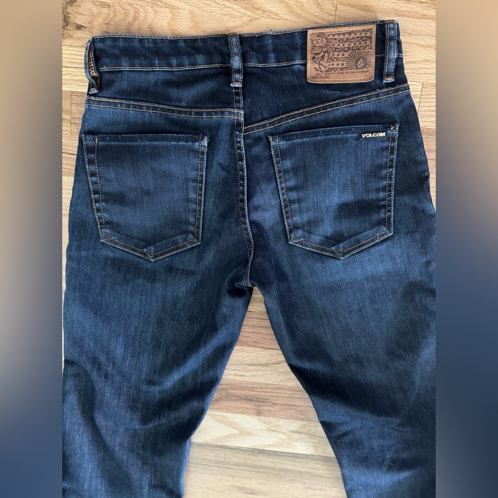 Volcom Vorta womens jeans sz 28